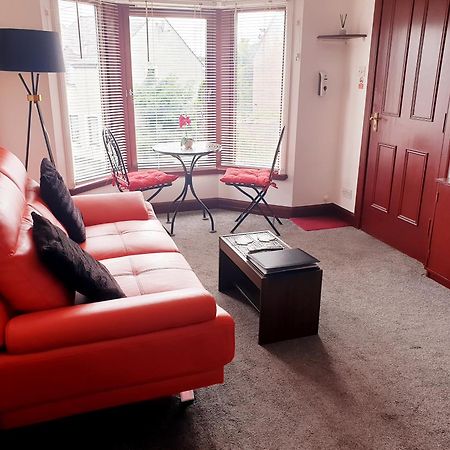 Modern 1 Bedroom Apartment Central Inverness City Exterior photo