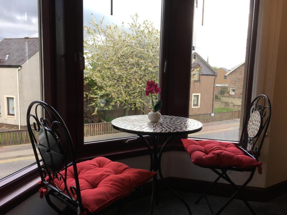 Modern 1 Bedroom Apartment Central Inverness City Exterior photo